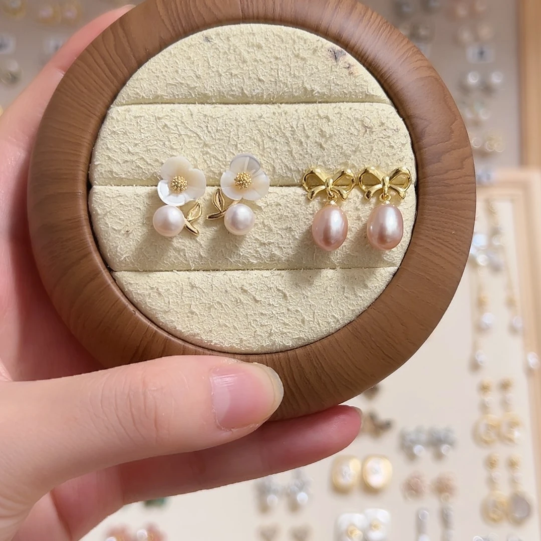 银S925镶嵌淡水珍珠耳饰