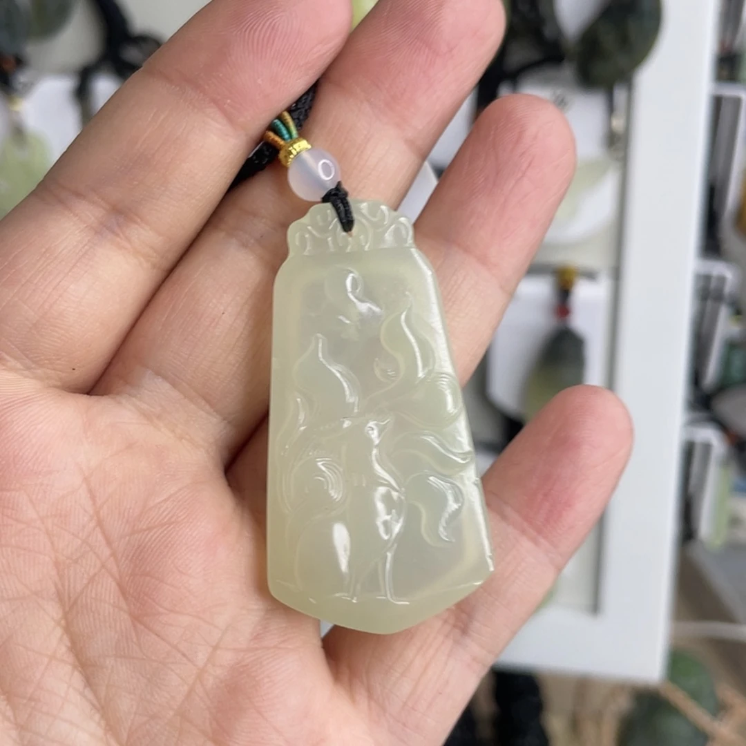 【闪购商品】岫玉颈饰未镶嵌熙*九尾