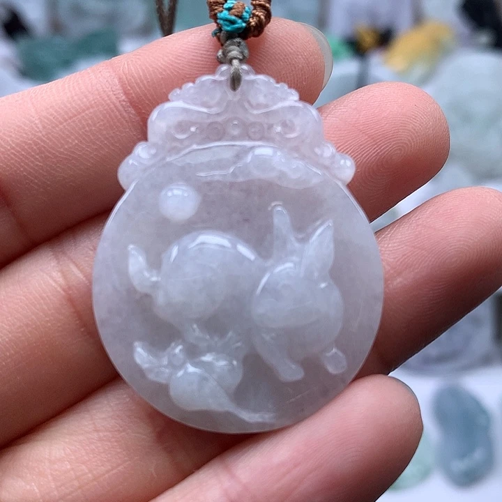 翡翠未镶嵌颈饰兔子牌福利