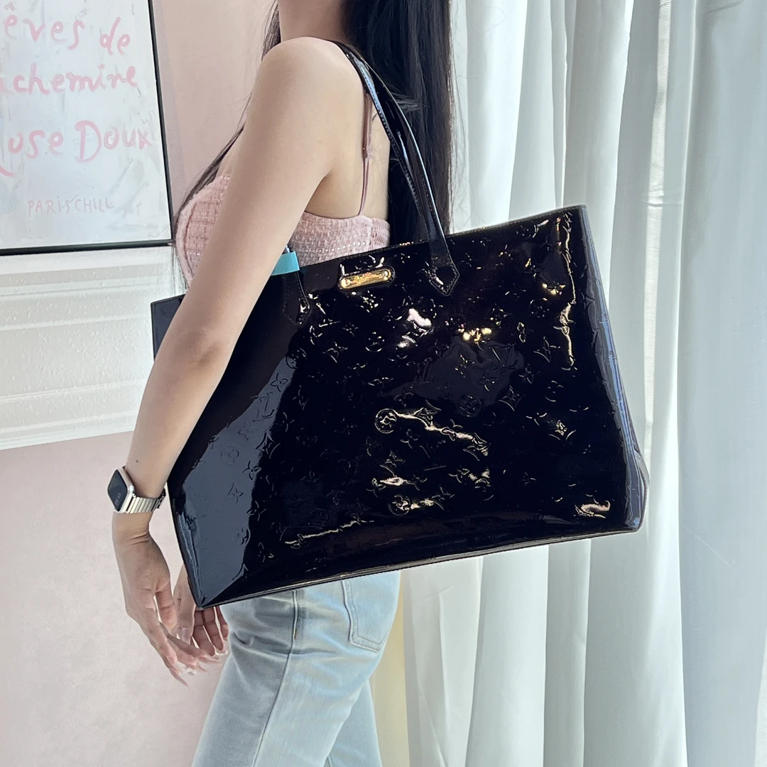 95新 LouisVuitton/路易威登 lv车厘子色手提单肩腋下包