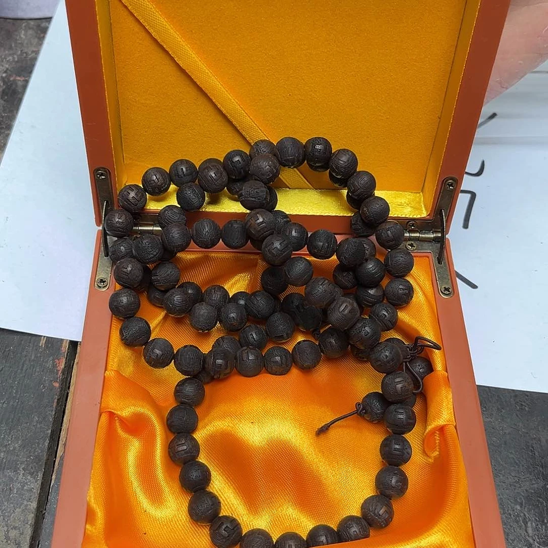 大叶紫檀（黑酸枝木类）