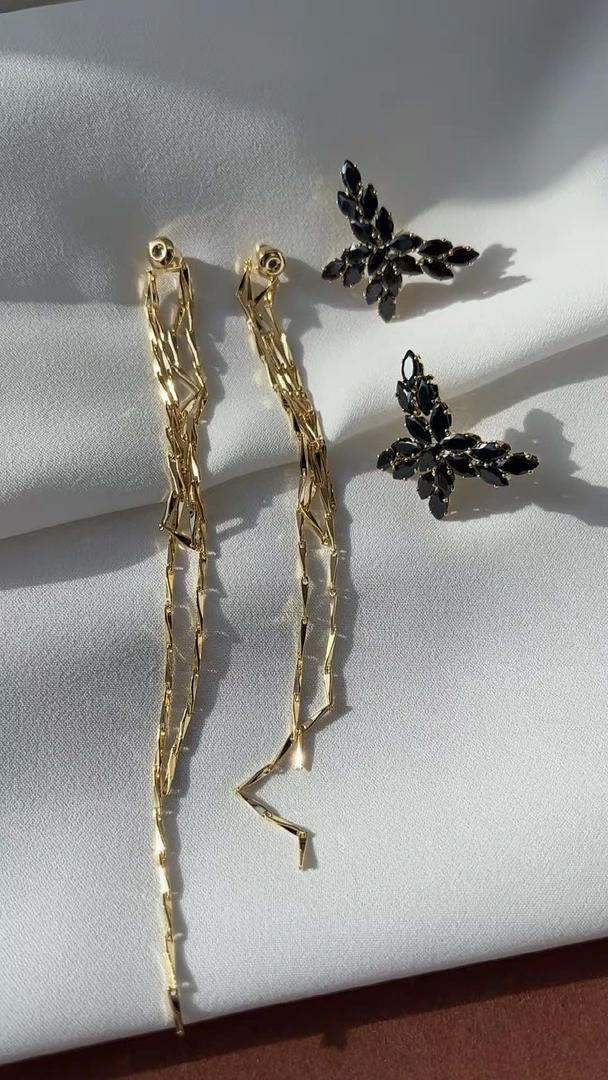 铜合金锆石耳饰 两戴款蝴蝶流苏耳环时尚百搭款0361