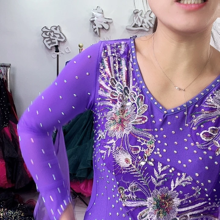 交谊舞的舞蹈动作和舞蹈