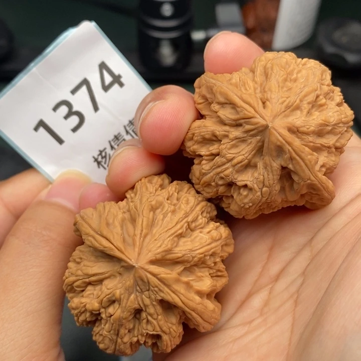 文玩核桃吊坠1374号粗筋44