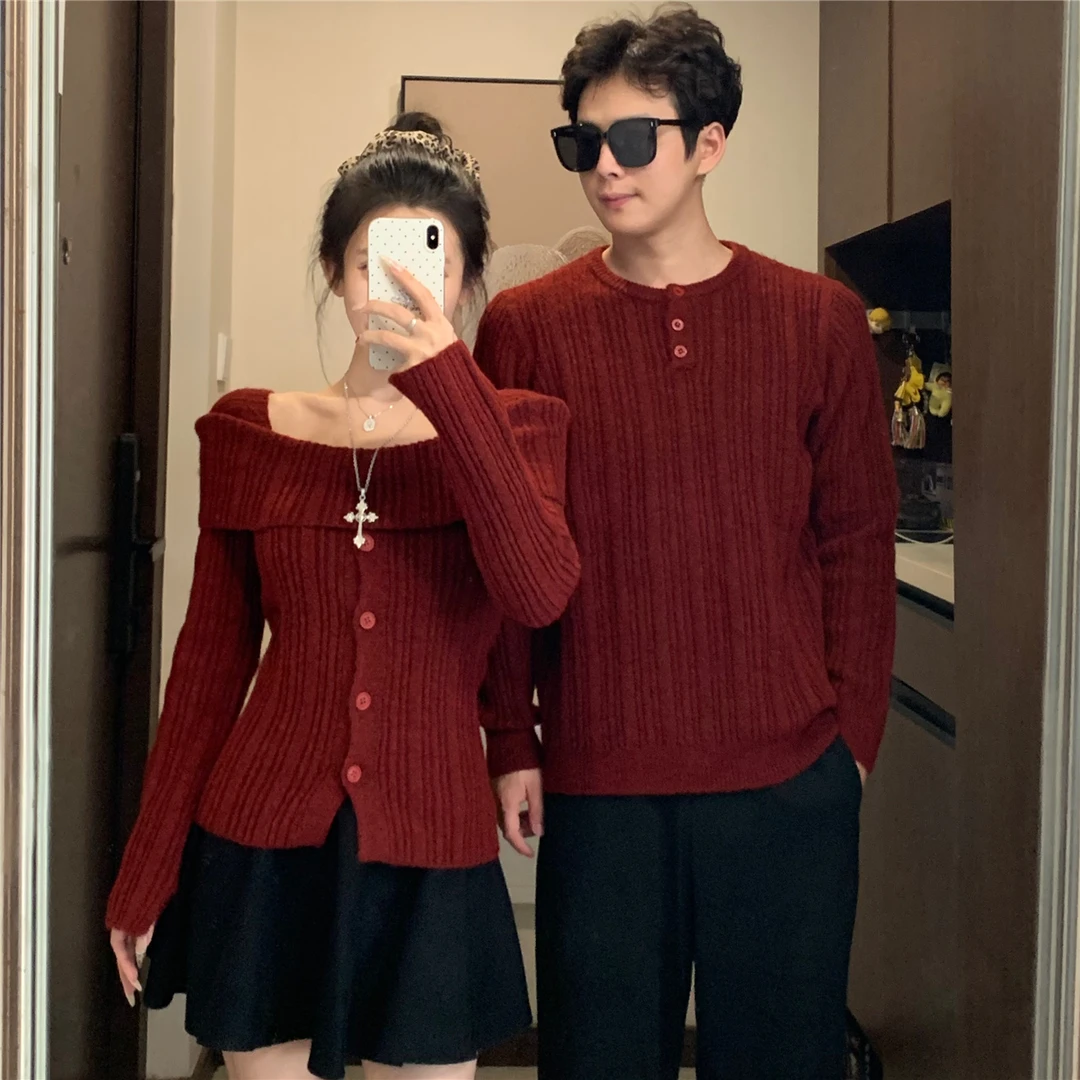 情侣装秋冬红色过年长袖打底时尚针织显瘦休闲风毛衣保暖套头
