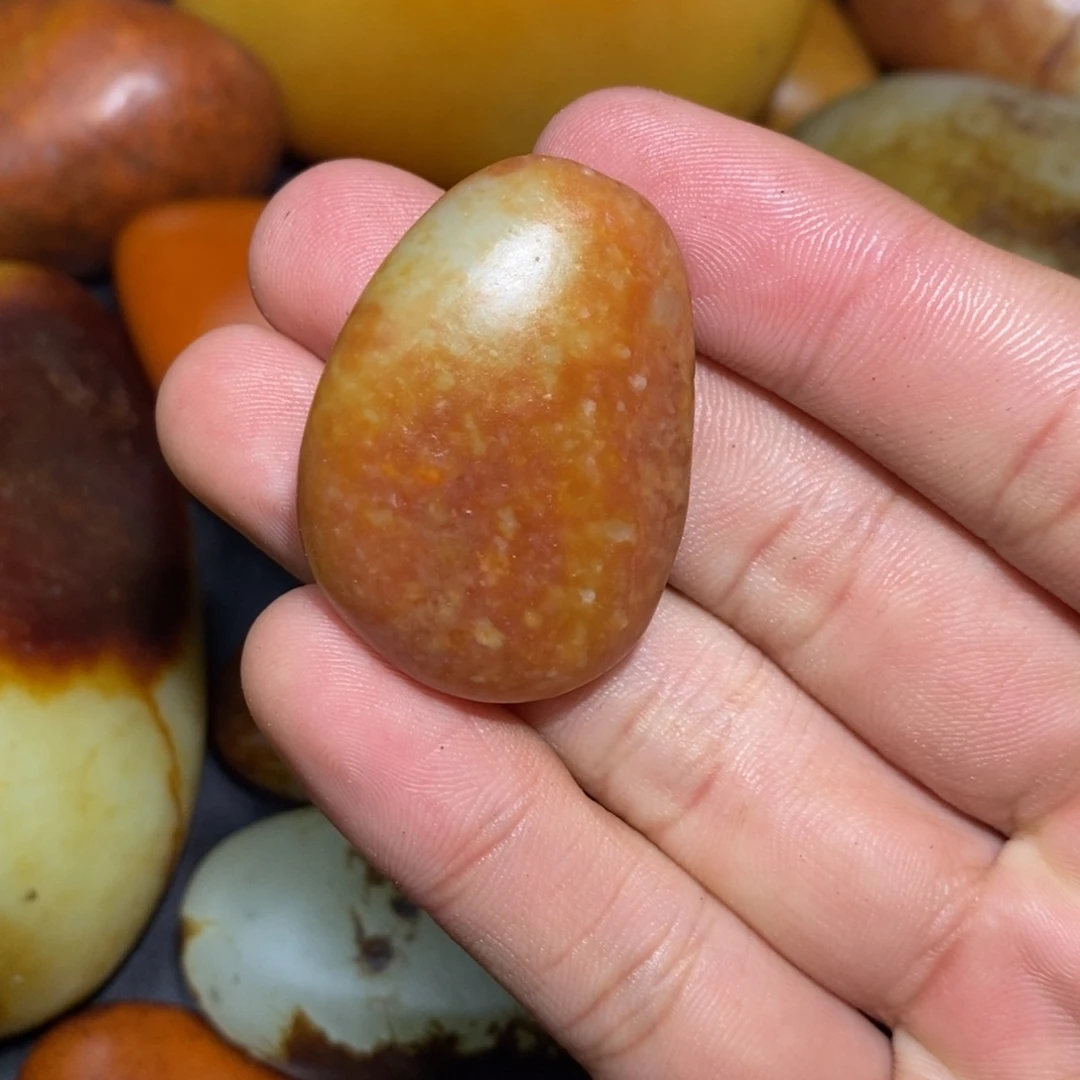 和田玉未镶嵌珠宝奇石