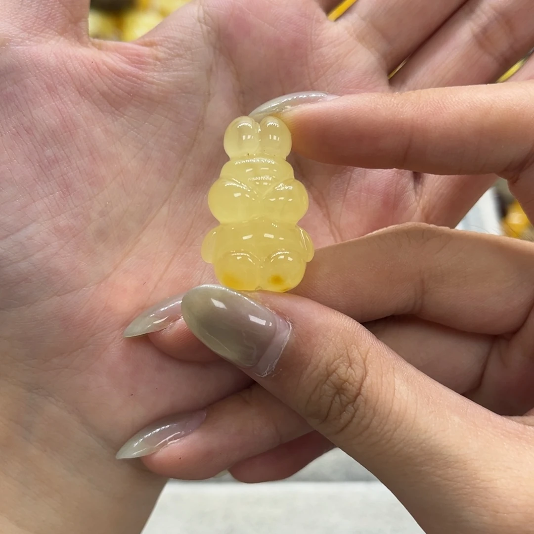 琥珀未镶嵌颈饰天然琥珀