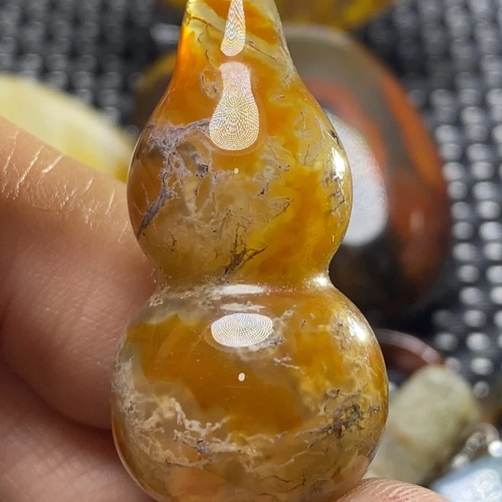 玛瑙/玉髓颈饰未镶嵌梦**处