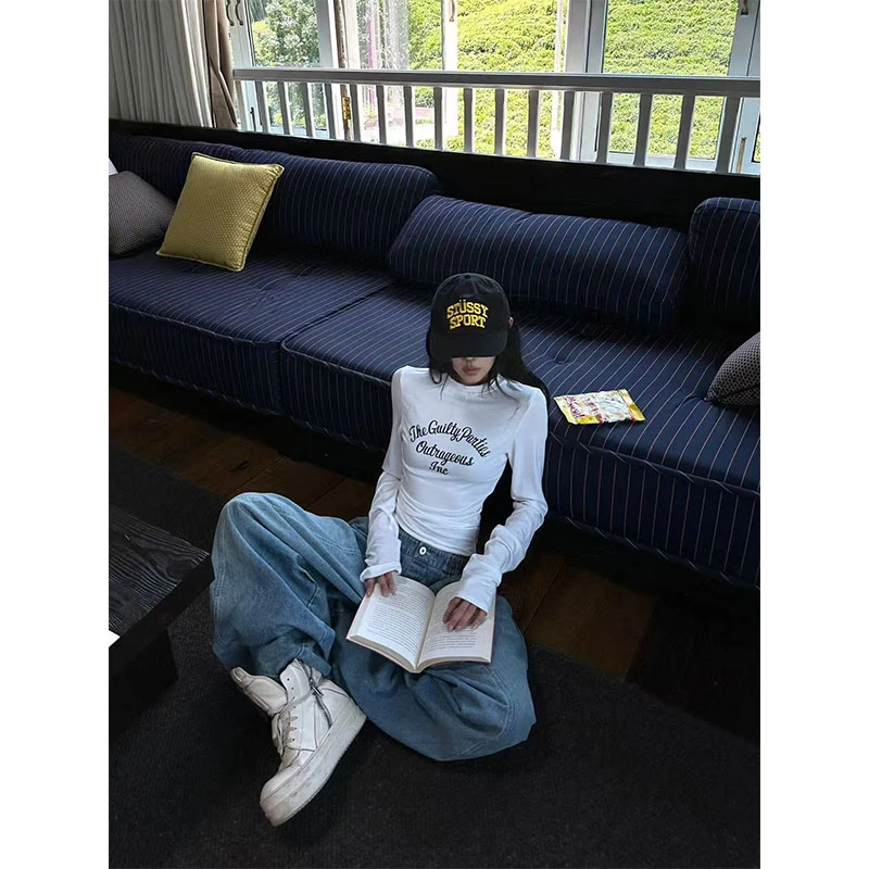 美式立体字母显瘦辣妹短款长袖修身T恤高腰休闲牛仔裤薄款外套女