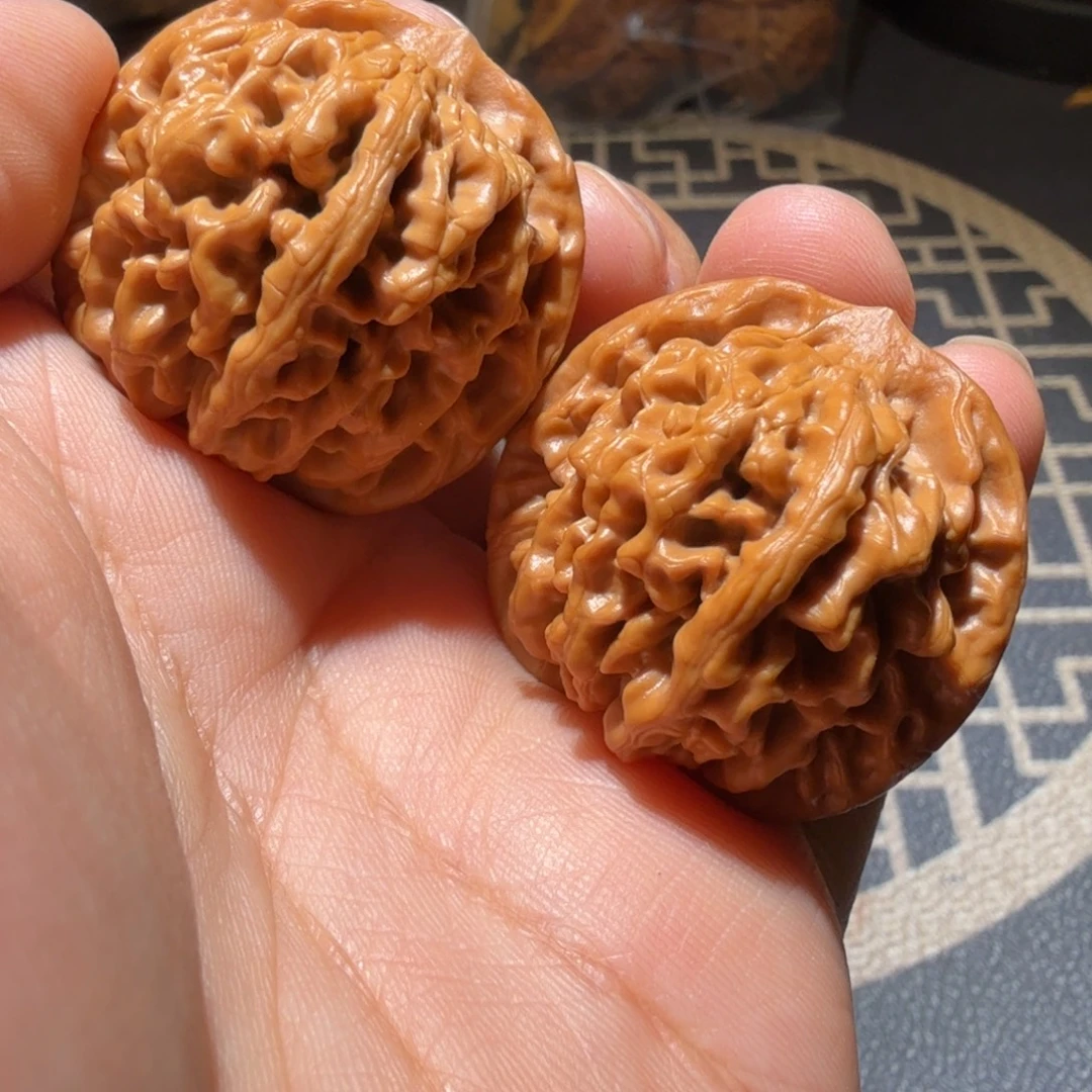 把件猴头核桃秦闷