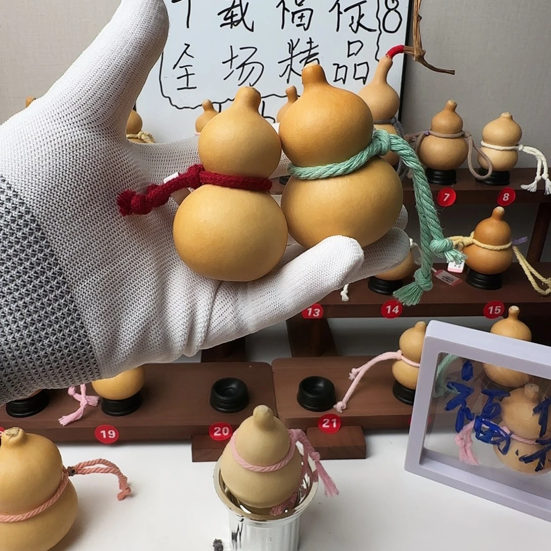 c***h一物一拍葫芦周周
