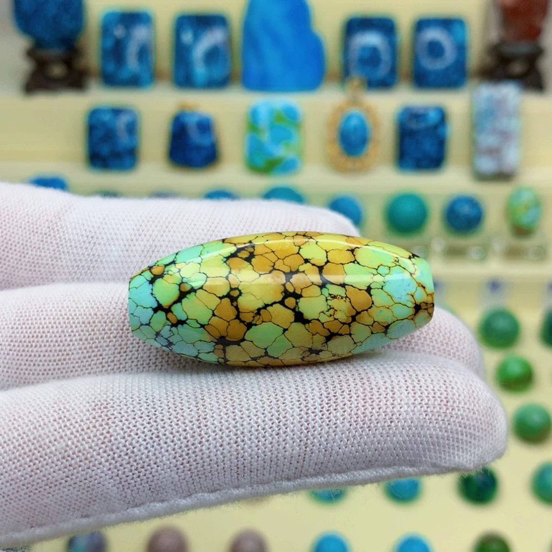 绿松石绿松石未镶嵌