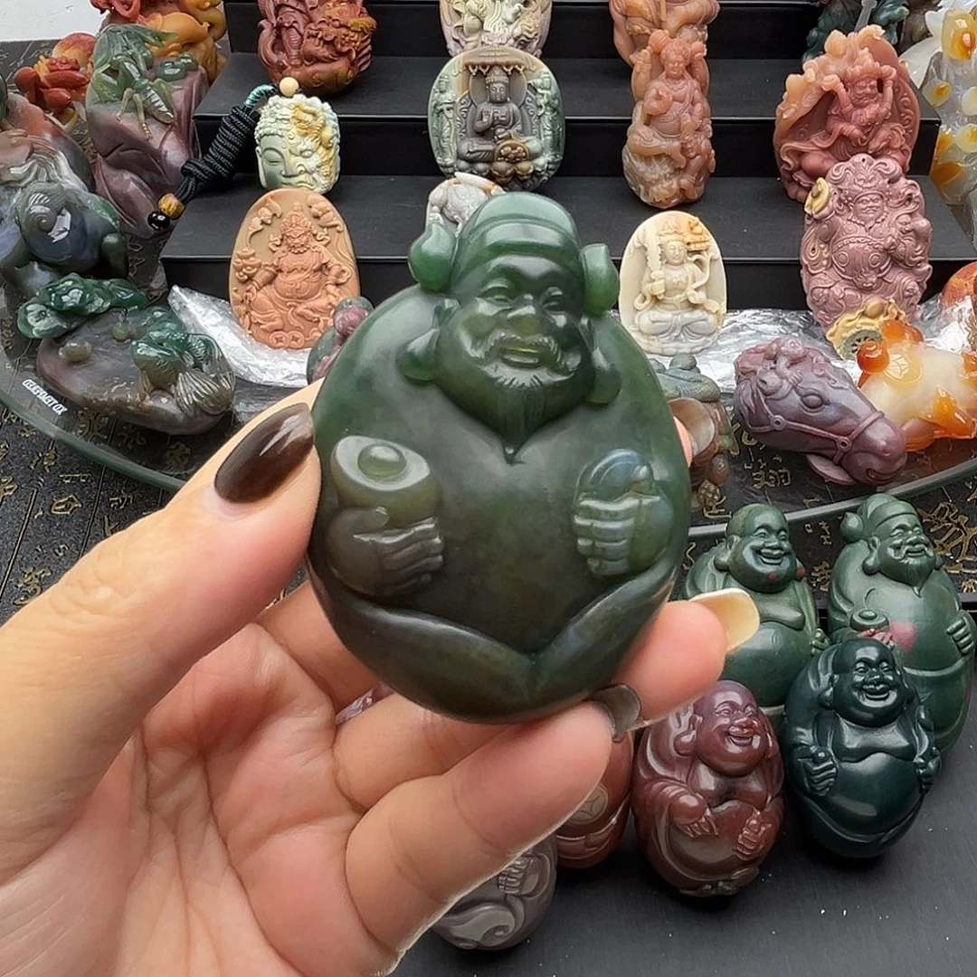 石英质玉未镶嵌颈饰