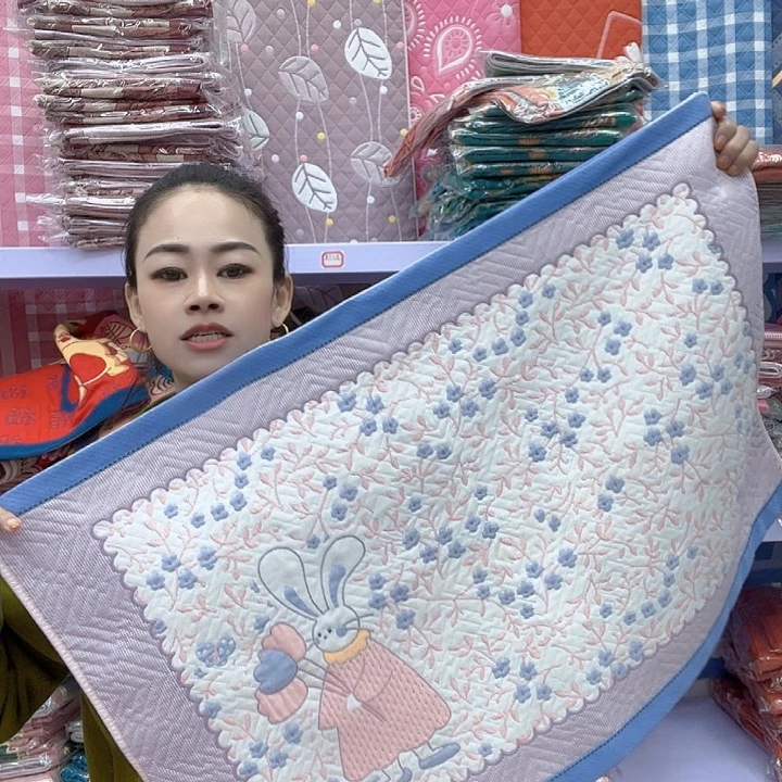 棉蓝色小花兔纯棉