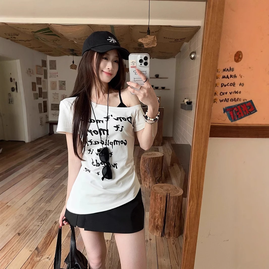 斜领短袖T恤女装夏季新款辣妹风修身显瘦不规则设计感露肩上衣T