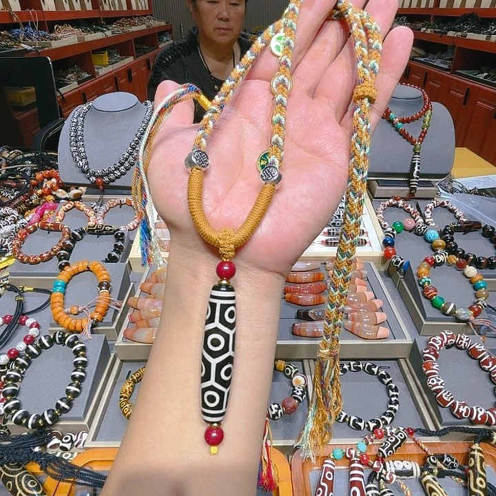 未镶嵌玛瑙/玉髓珠宝奇石