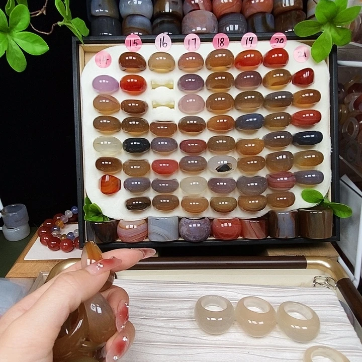 C***G玛瑙/玉髓未镶嵌戒指