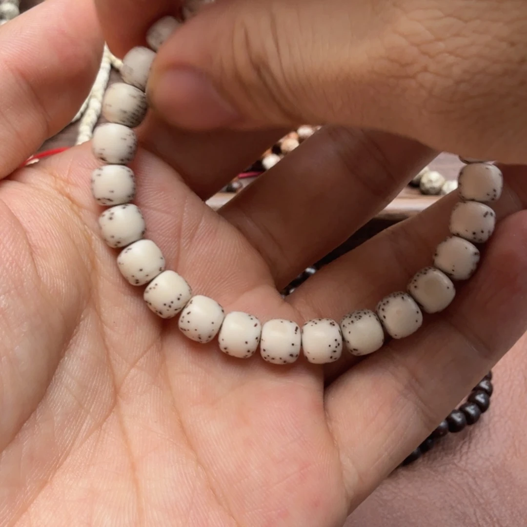 星月菩提吊坠通体河豚