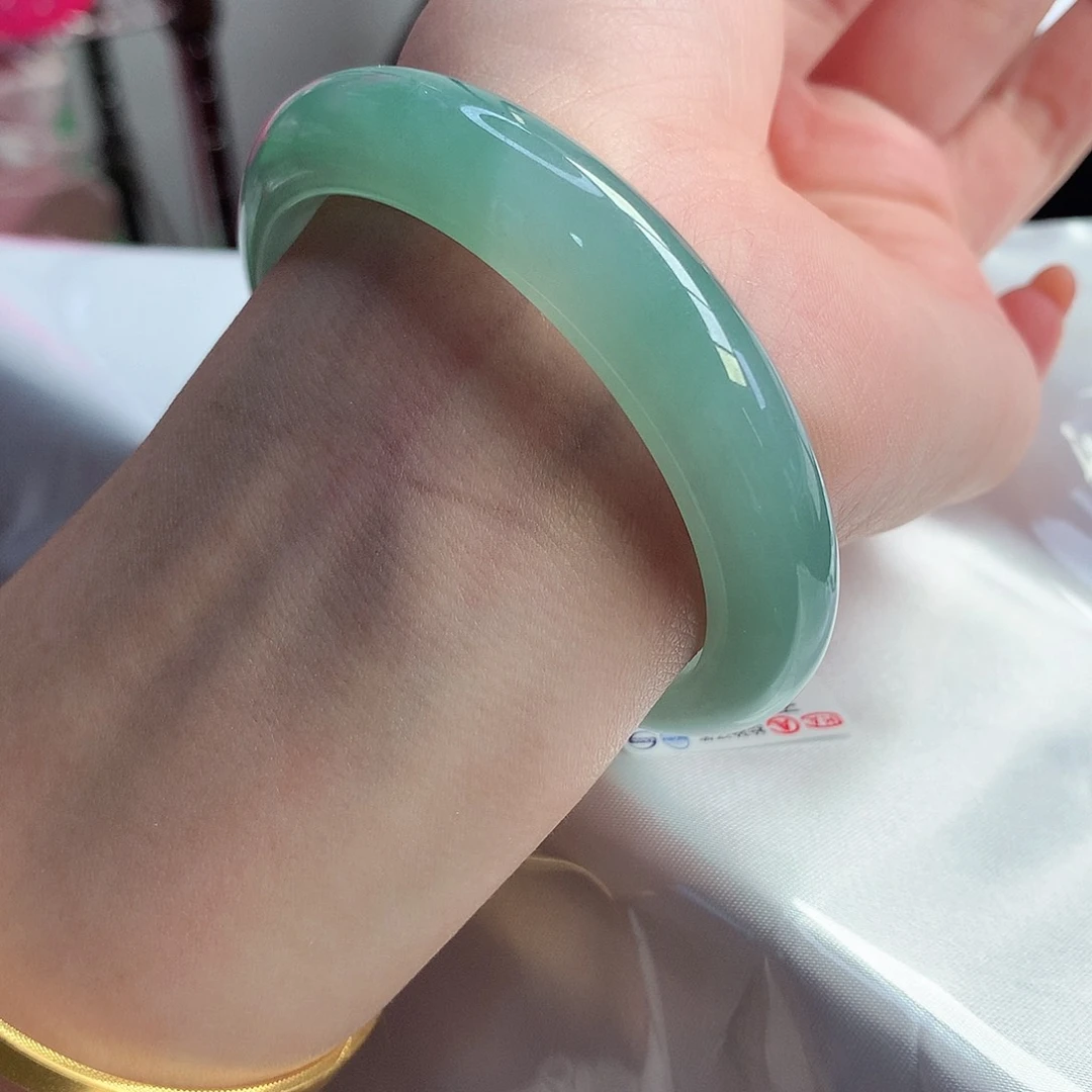 翡翠手镯未镶嵌天然A货翡翠53/54