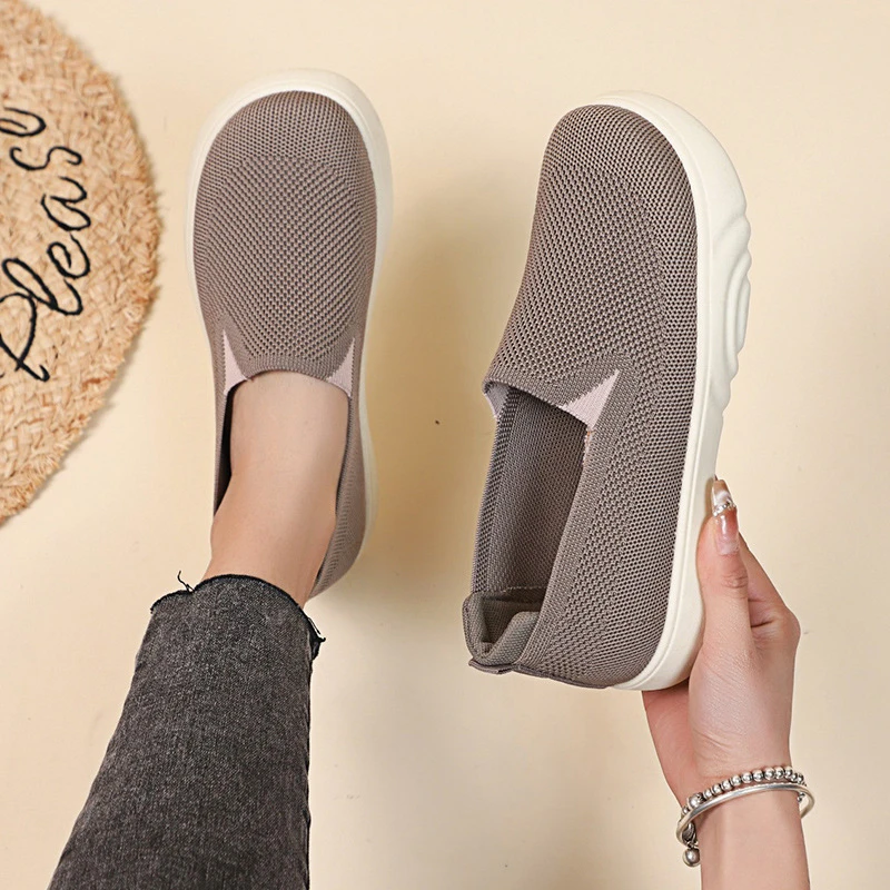 春季新款老北京布鞋女飞织透气网面鞋一脚蹬舒适百搭中老年妈妈鞋