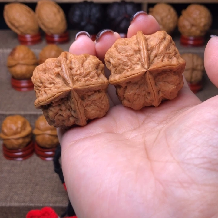 文玩核桃把件16号凤求凰四楞38尺