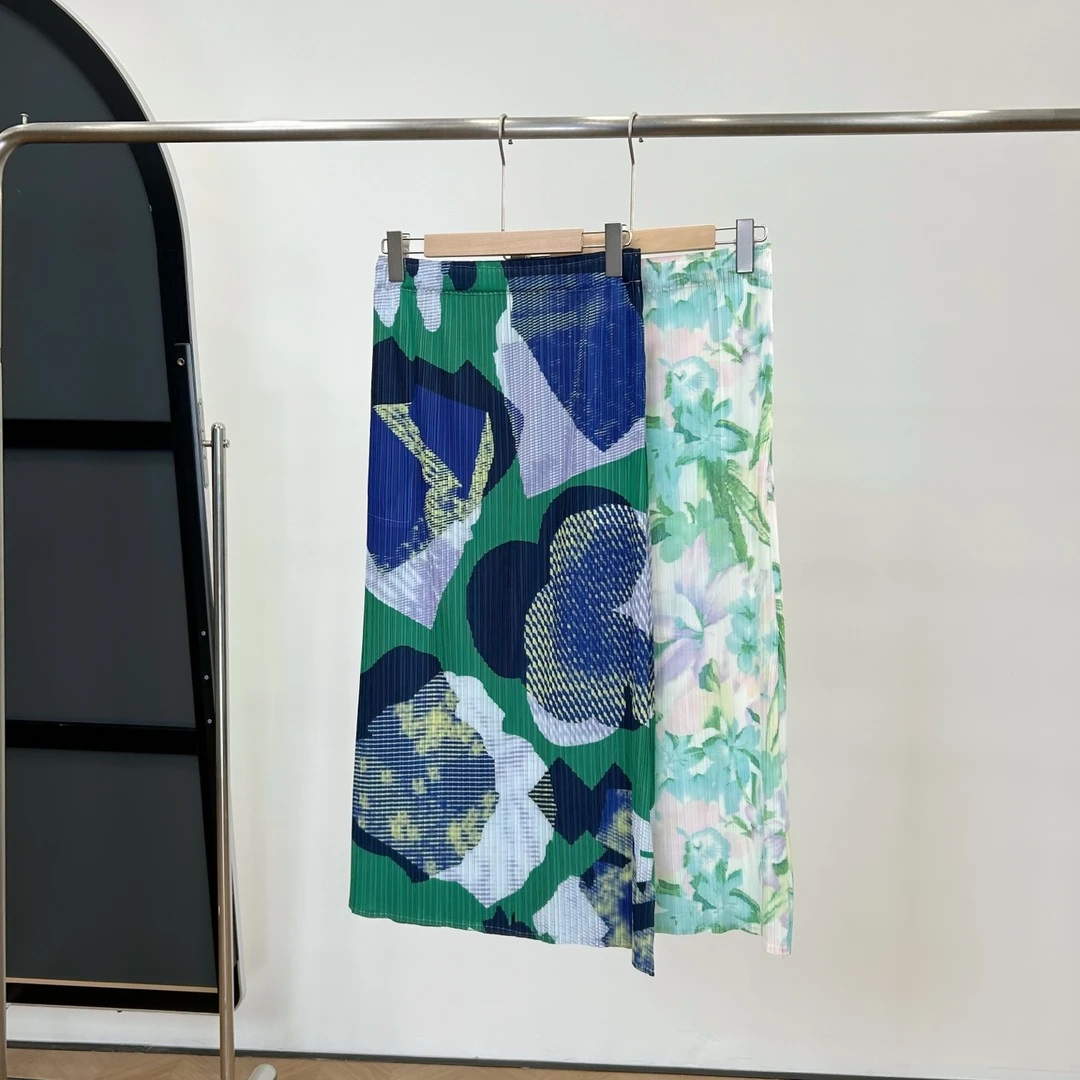 【若若美】X-2121陨石彩绘褶皱半身裙女士显瘦气质百褶裙印花半裙