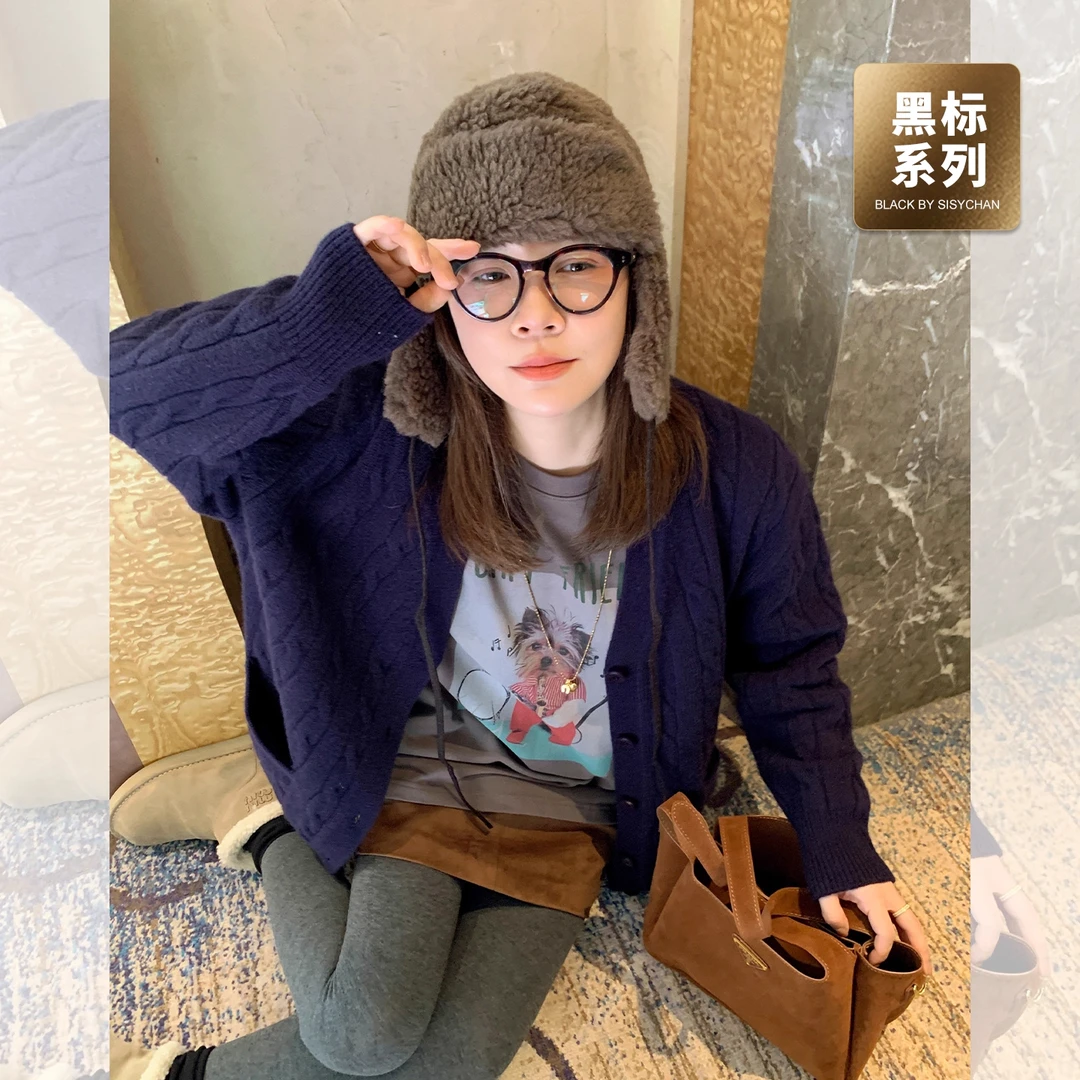 莉贝琳sisy店主自留~黑标海德毛衣 660g全羊毛绞花开衫S25411SW07