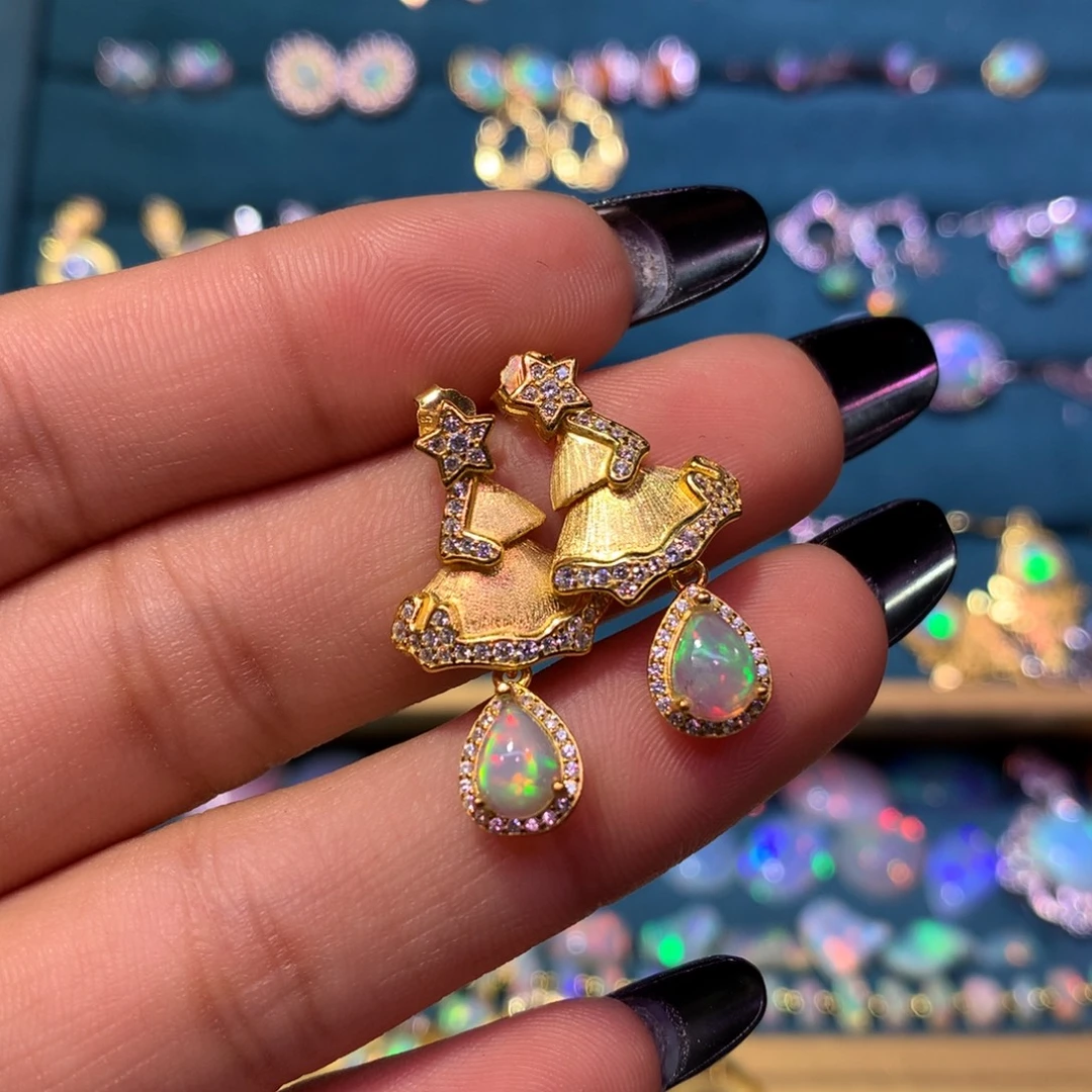 欧泊银S925镶嵌耳饰