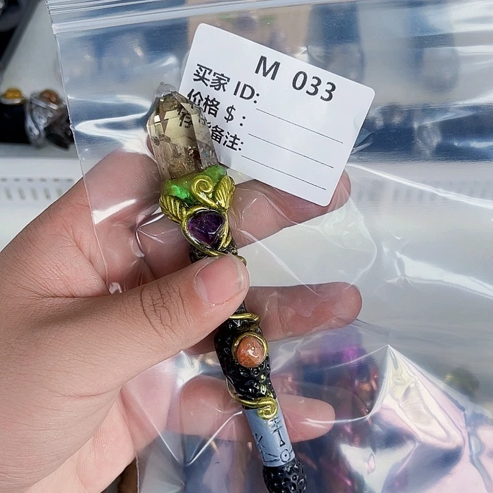 N***g水晶摆件未镶嵌水晶