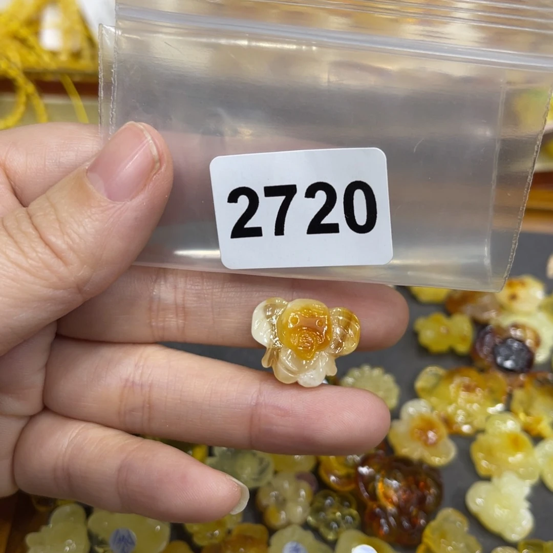 琥珀珠宝奇石未镶嵌