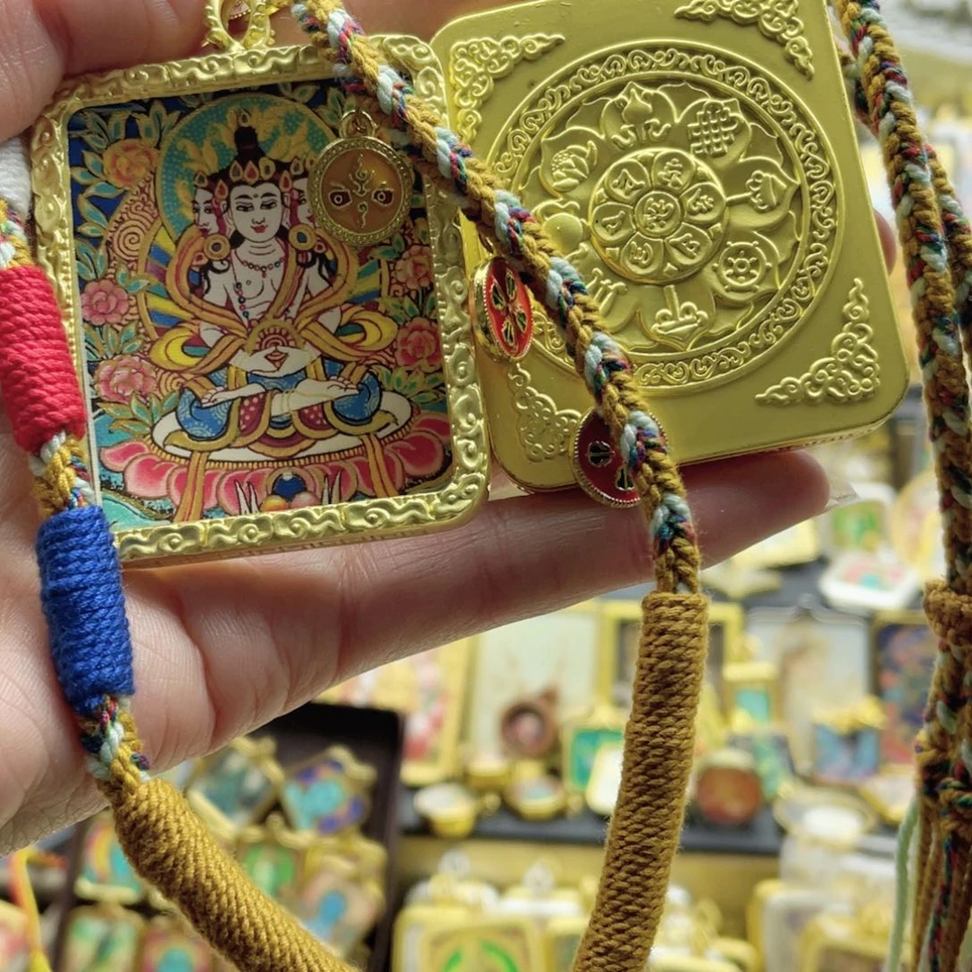 暂***@铜铁合金类唐卡等多种形式的艺术