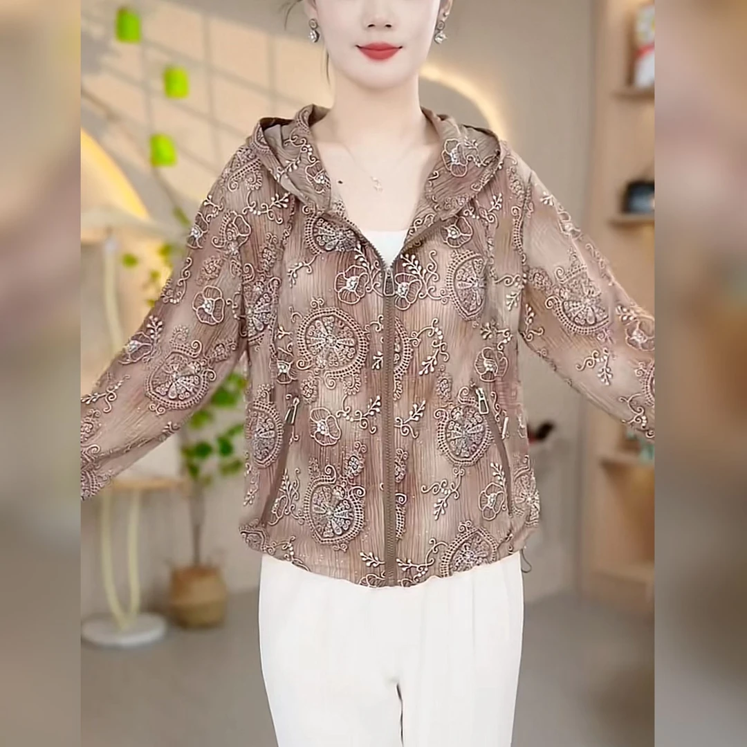 2025年春夏季新款洋气减龄显瘦时尚宽松连帽透气舒适妈妈装外套