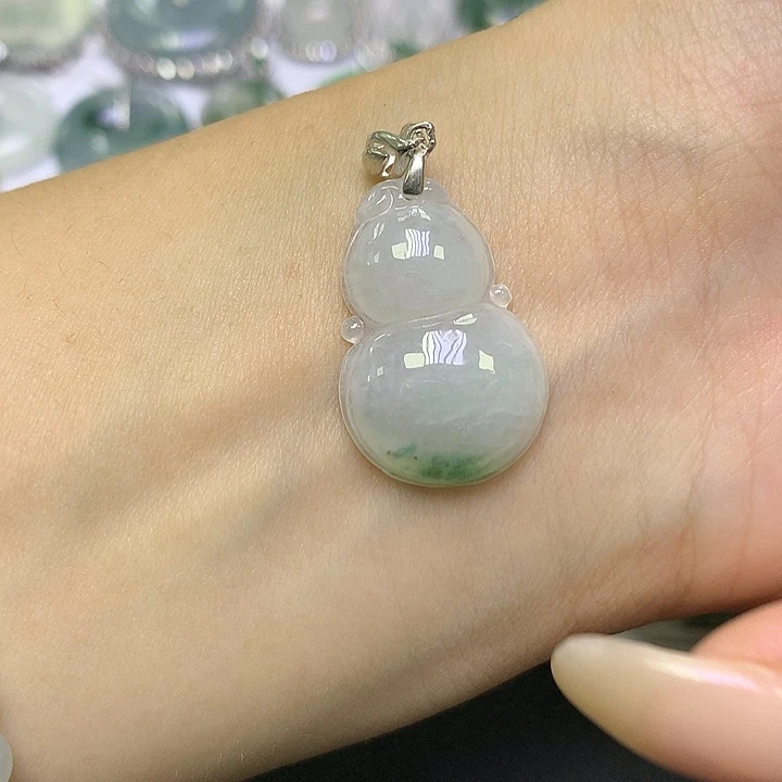 翡翠未镶嵌颈饰纯缅甸天然翡翠 葫芦