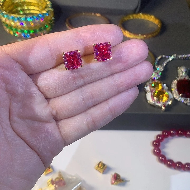 非金属44耳钉。