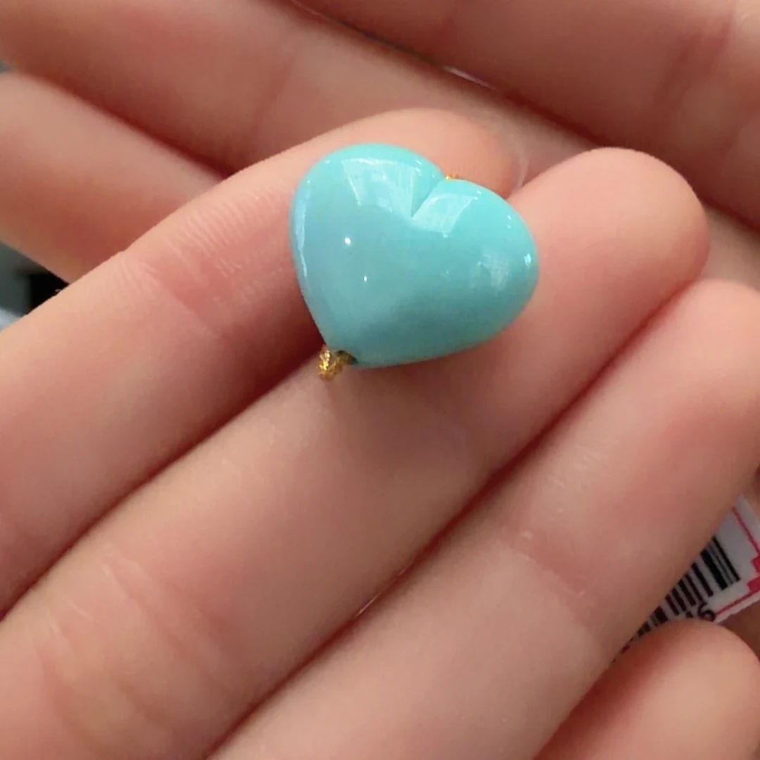 绿松石未镶嵌颈饰