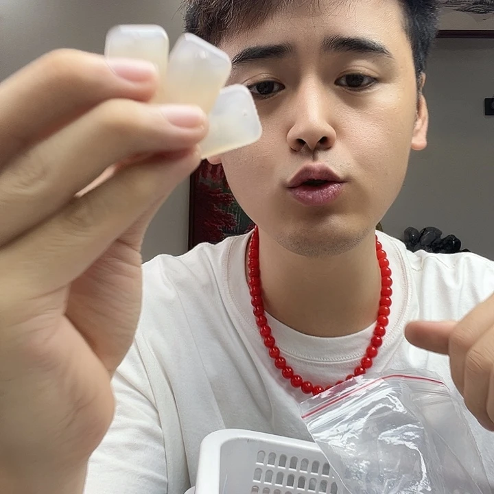未镶嵌颈饰玛瑙/玉髓拍一发三