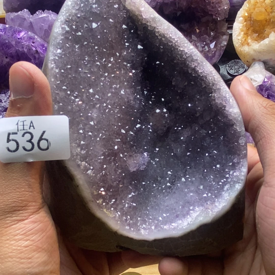 未镶嵌大型摆件（非配饰）水晶