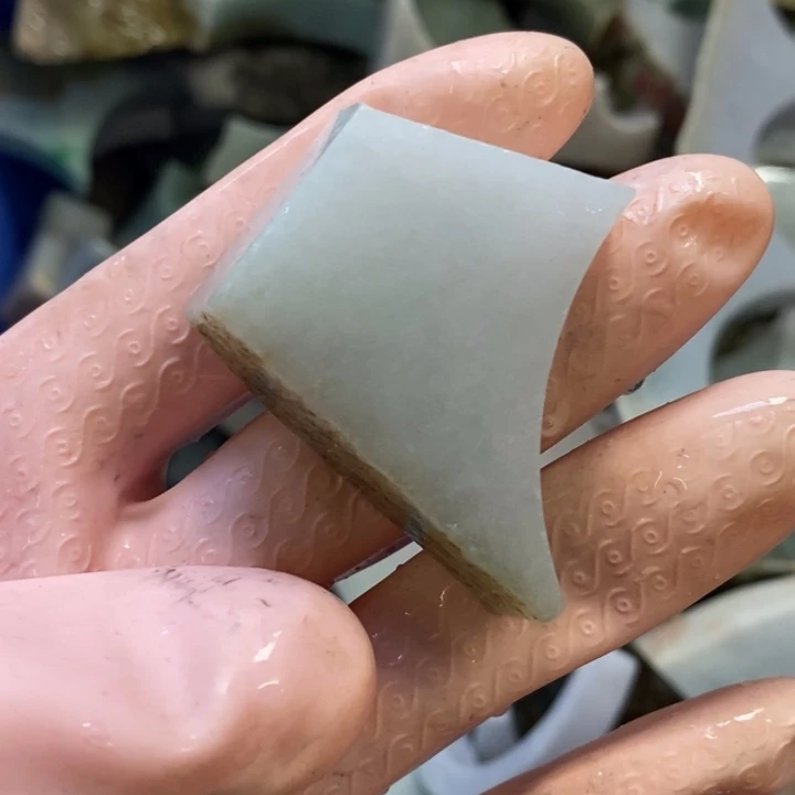 翡翠裸石翡翠边角料