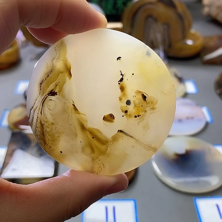 玛瑙/玉髓未镶嵌珠宝半成品18