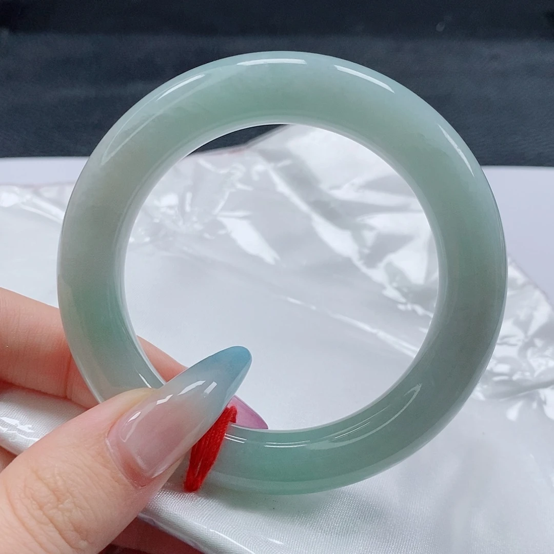 【闪购商品】未镶嵌手镯（圆镯）翡翠504号