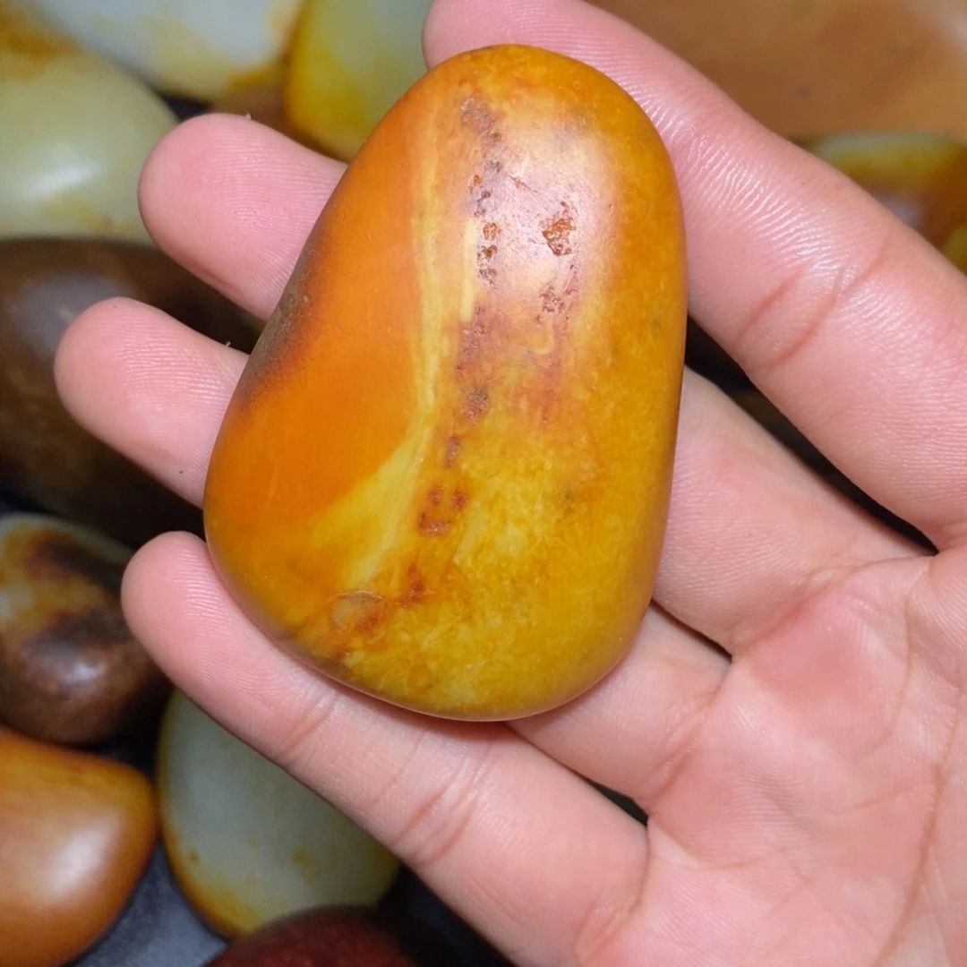 和田玉未镶嵌珠宝奇石