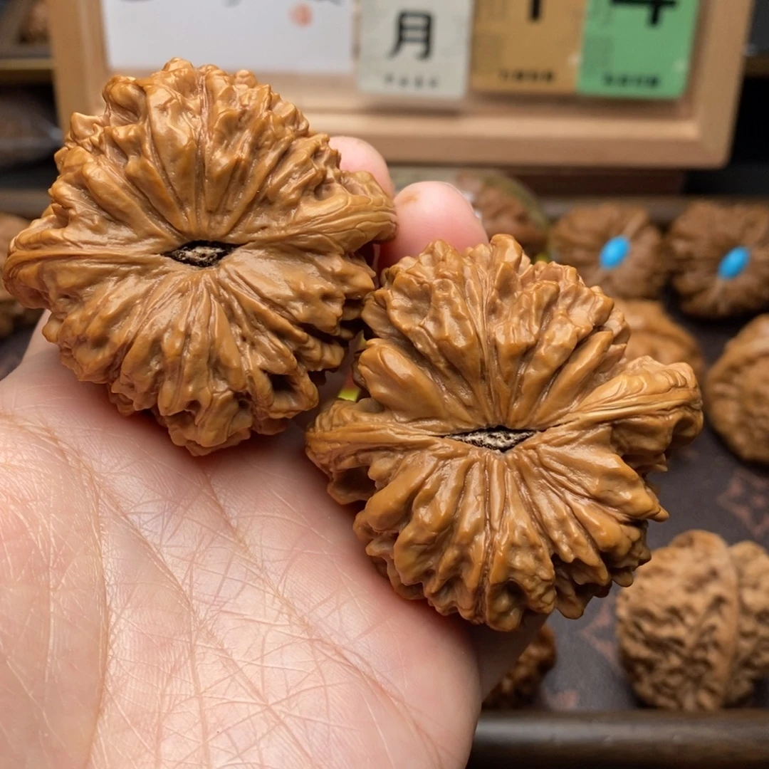 终***i把件文玩核桃龙鼎54