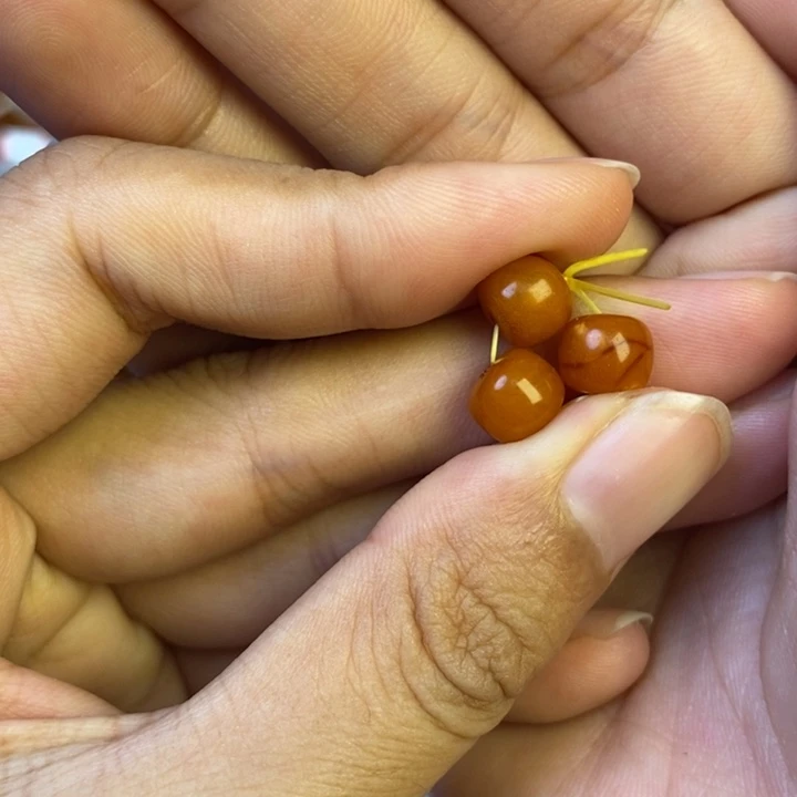 未镶嵌琥珀珠宝奇石