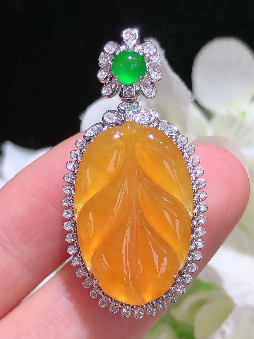 天然缅料翡翠A货高冰黄翡树叶吊坠18k金镶钻