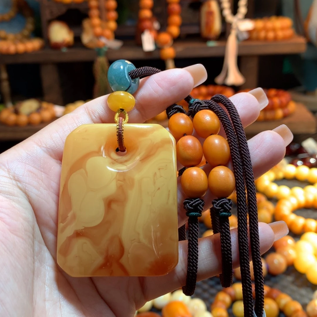 【闪购商品】蜜蜡吊坠(赠链)未镶嵌蜜蜡吊坠