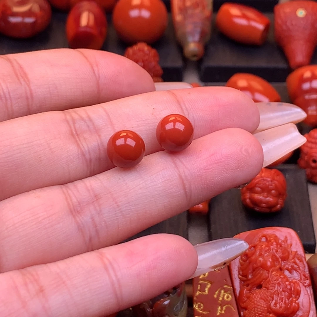 南红玛瑙未镶嵌川料原矿高品圆珠对珠8.3mm