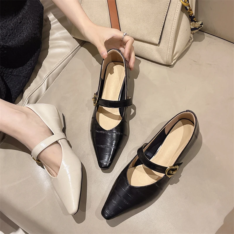 5.30现货1319新款一字带尖头单鞋夏季粗跟尖头浅口中跟玛丽珍鞋