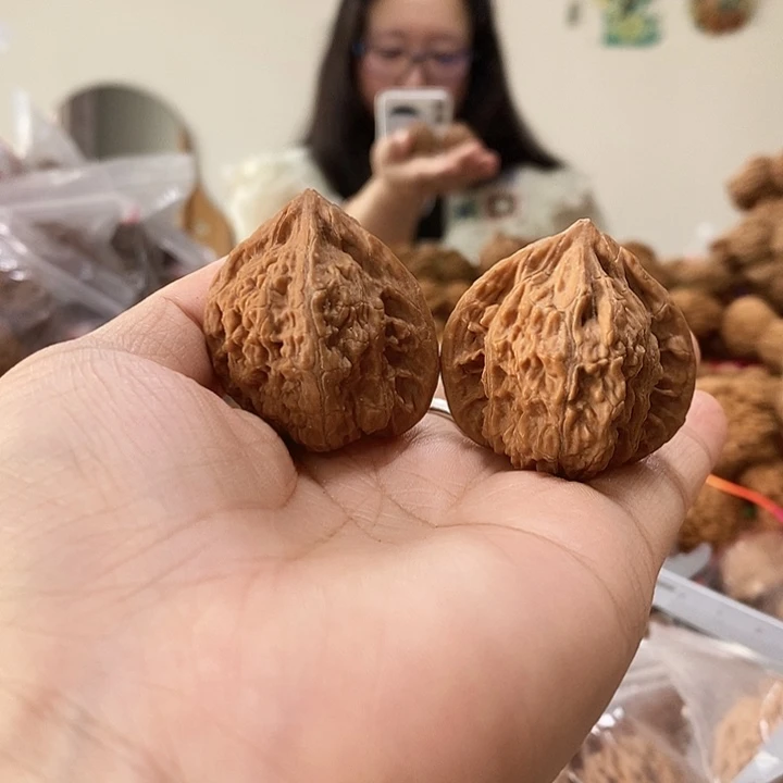 文玩核桃吊坠流星雨34+