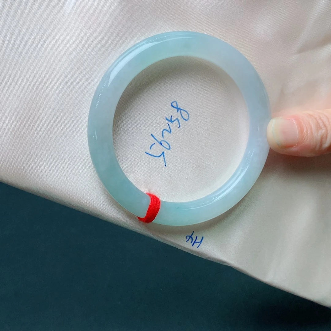 未镶嵌手镯翡翠翡翠