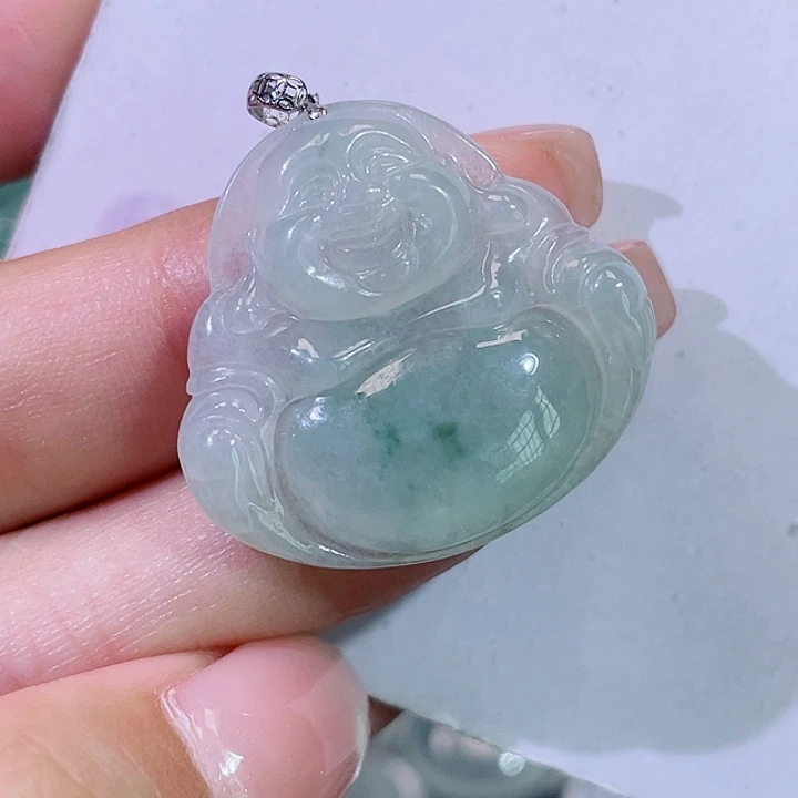 翡翠18K金镶嵌颈饰佛公